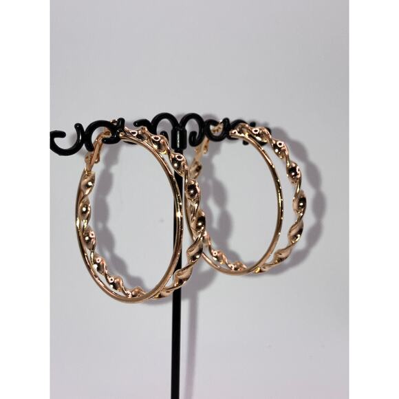 NWT! Large Sized Thin Hoop & Wavy Hoop Hinged Gold-Tone 1/75" Earrings! - Picture 4 of 8